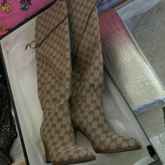COPY - Gucci fabric signature Gg knee boots no signs of wear - Picture 2 of 6